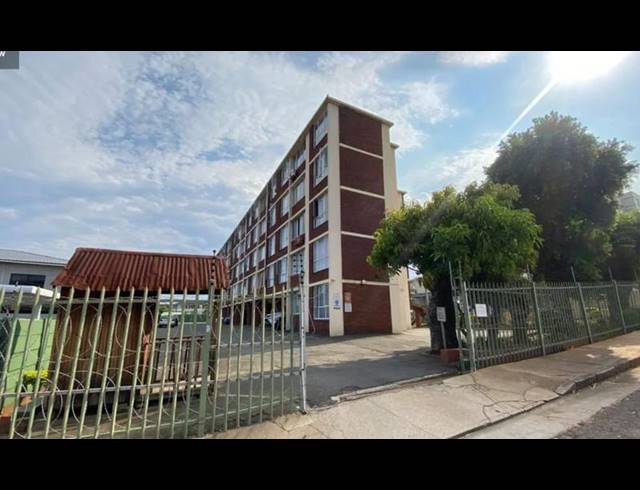 2 BEDROOM APARTMENT FOR SALE IN GLENWOOD